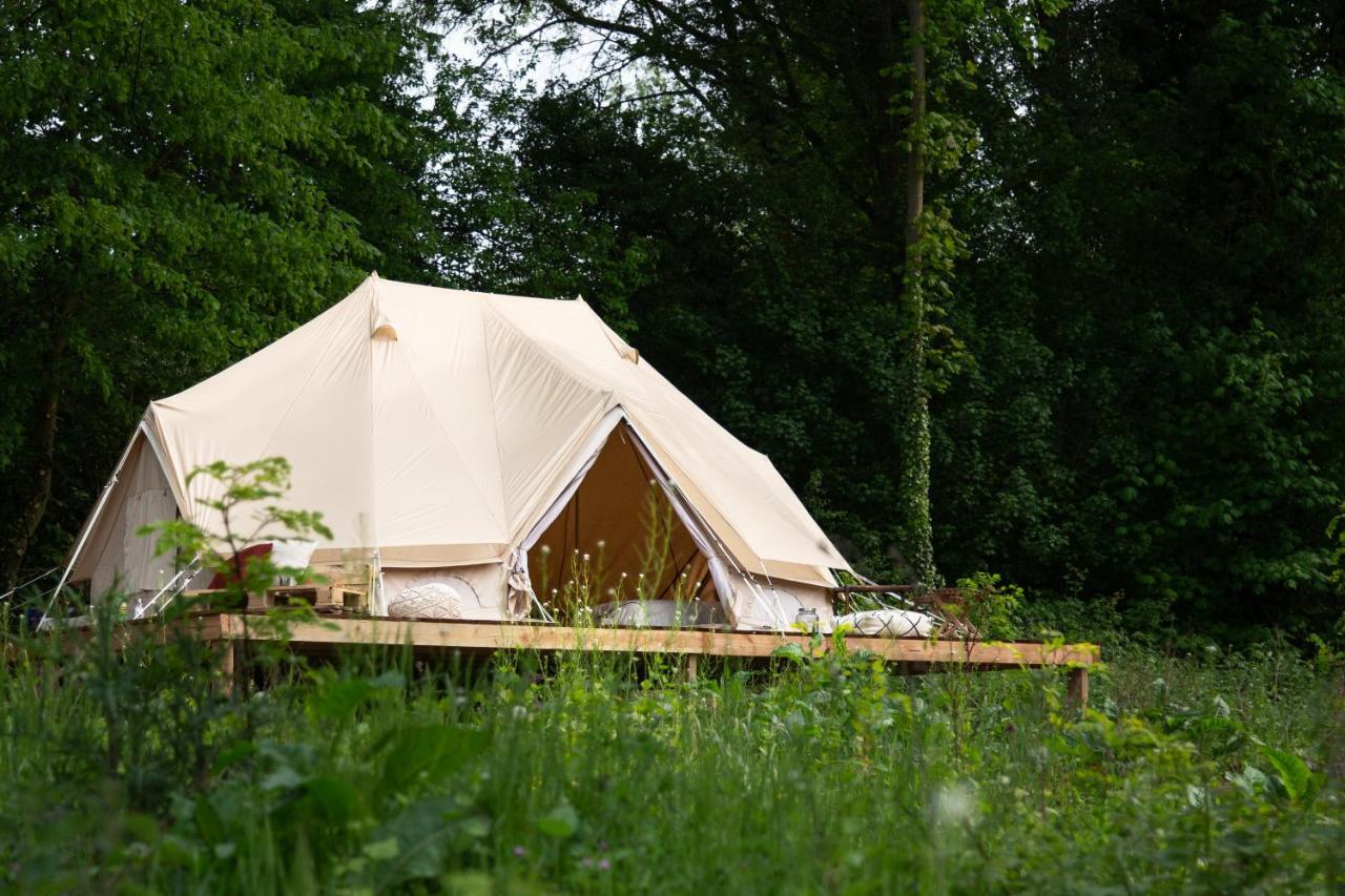 Domaine De Cherimont - Logement Insolite En Groupe Andenne Exterior foto